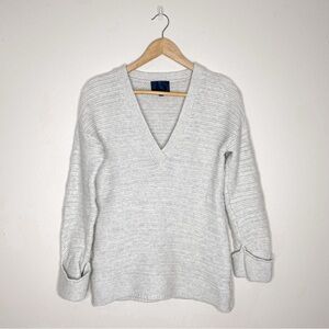 Intermix | Wool & Cashmere Chunky Knit V Neck Sweater-small